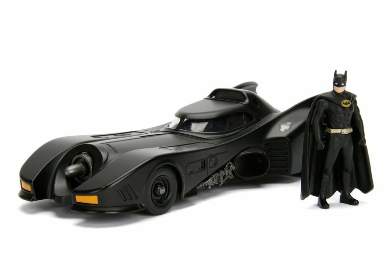 Jada Toys Batman 1989 Batmobile and figure 1:24
