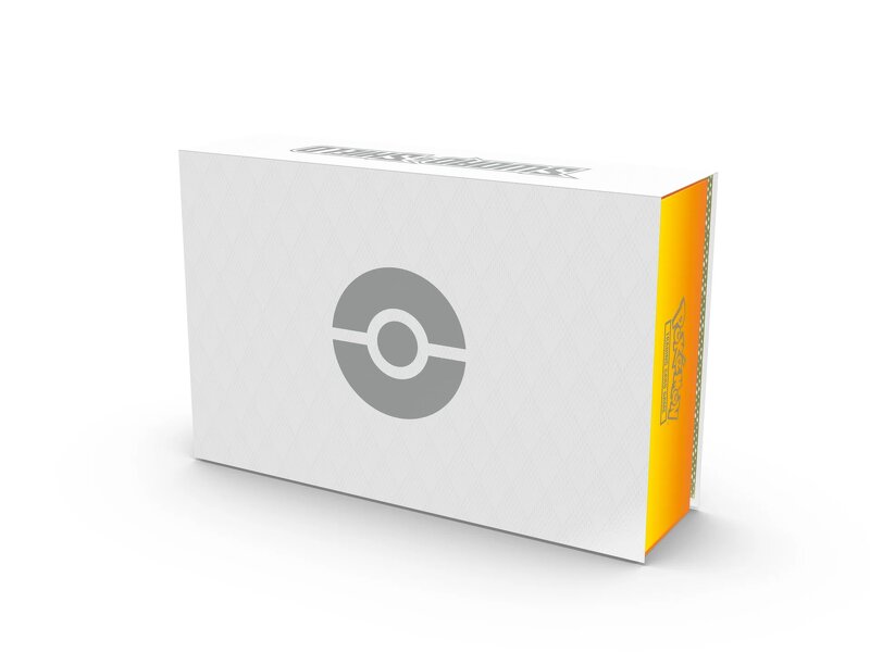 Pokemon Charizard Ultra Premium Collection Q4